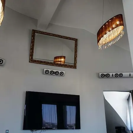 Panoramic 3br Penthouse In The Heart Of Апартаменти