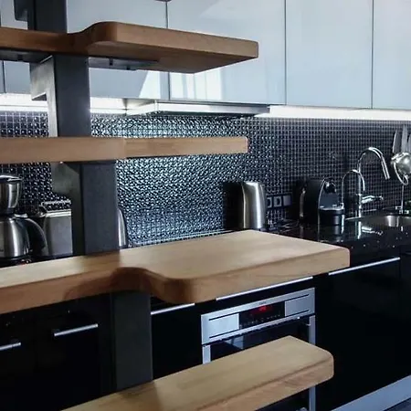 Panoramic 3br Penthouse In The Heart Of Апартаменти Одеса